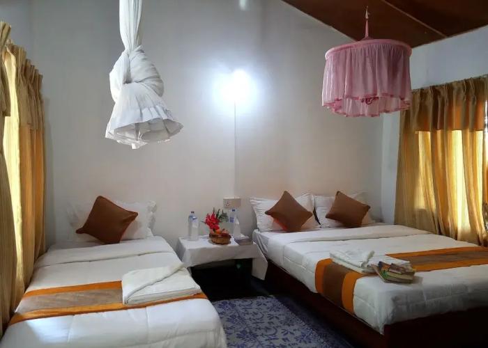 Rhino Lodge Bardia