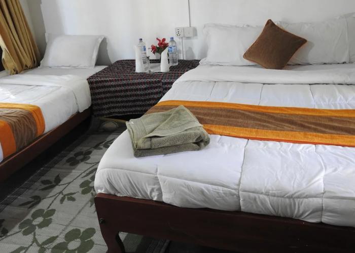 Rhino Lodge Bardia