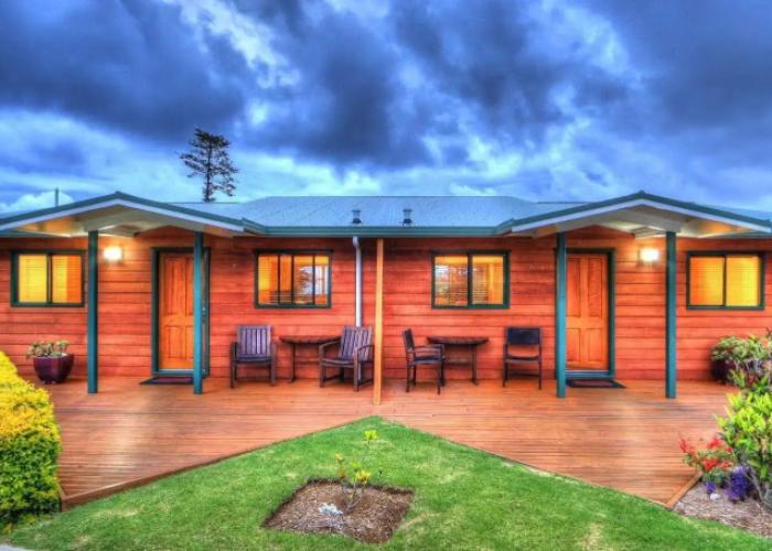 Endeavour Lodge