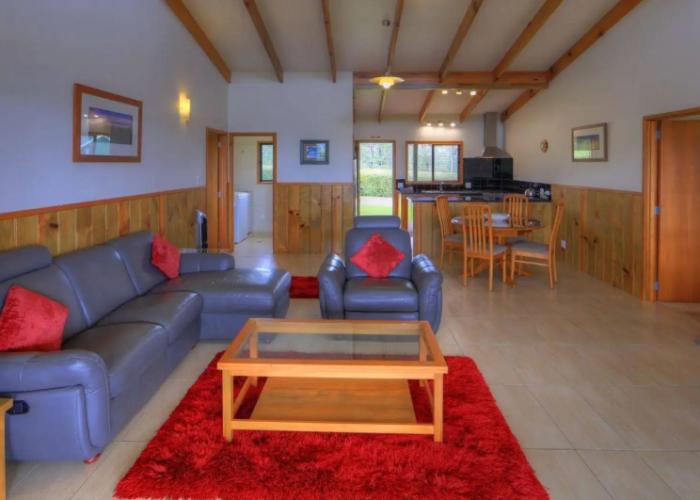 Endeavour Lodge