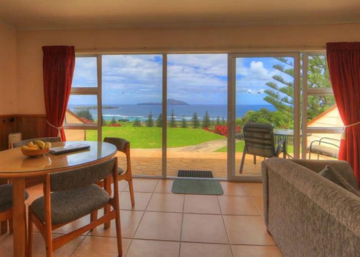 Islander Lodge Apartments