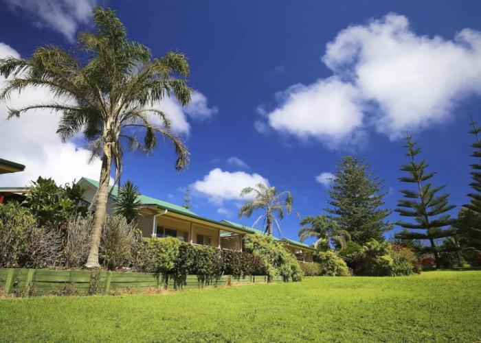 Poinciana Cottages