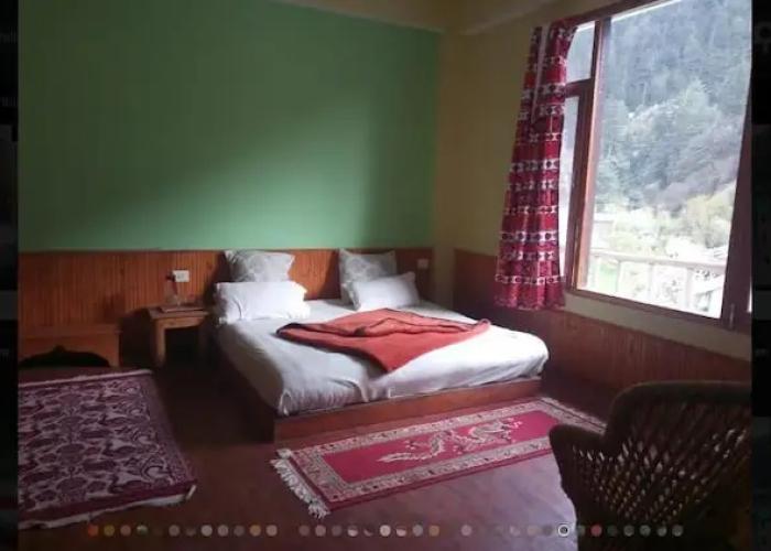 Jibhi Cottage