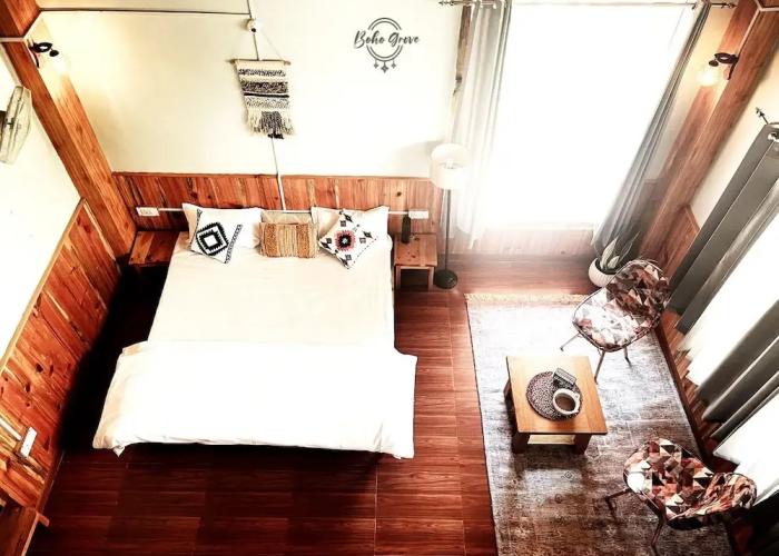 Boho Grove Cafe and Stay