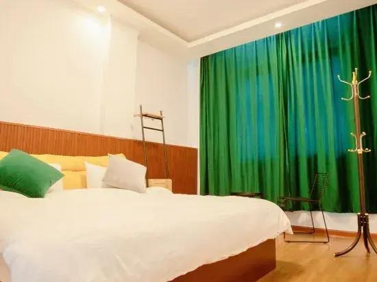 Shuangyue Hotel