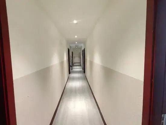Hailuogou Pinshan Hotel
