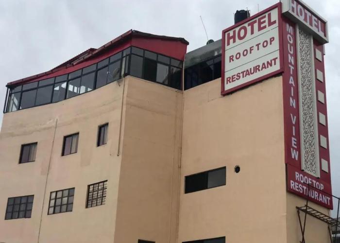 Hotel Mountain View And Rooftop Restaurant