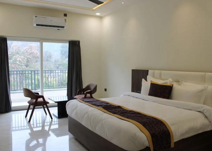 Hotel Grand Nitara