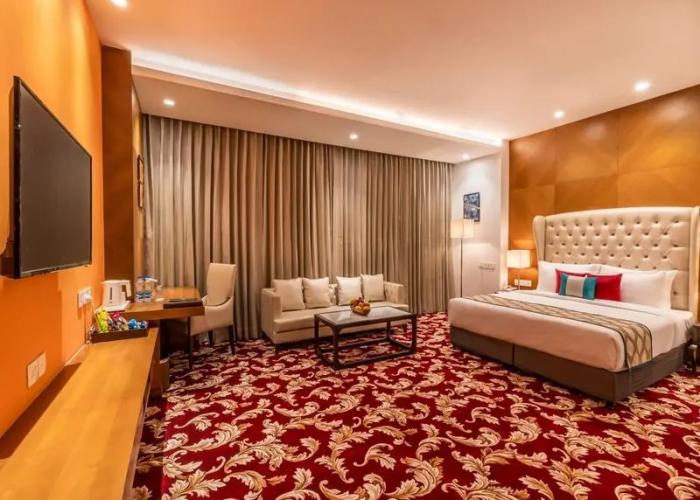 Divine Clarks Inn Suites