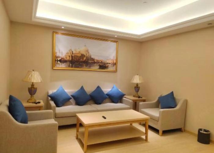 Vienna hote Ganzi 318 National Road Yajiang Bianch