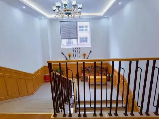 Yajiang Yangga Impression Hotel
