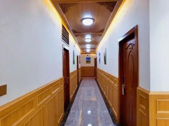 Yajiang Yangga Impression Hotel