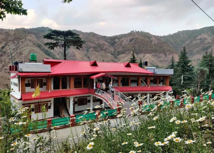 Hotel Burans And Restaurant