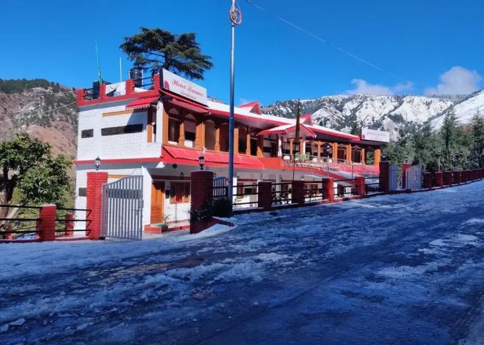 Hotel Burans And Restaurant
