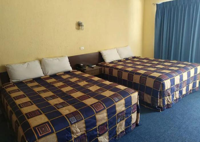 El Camino Hotel & Suites