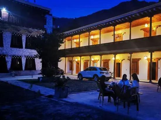 Danba Cosa Xikang Homestay