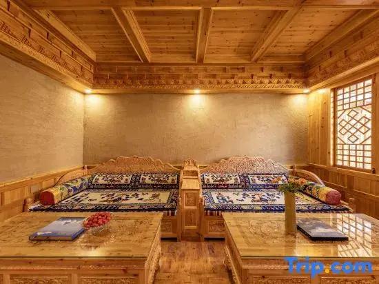 Danba Valley Kande Muzang Culture B&B
