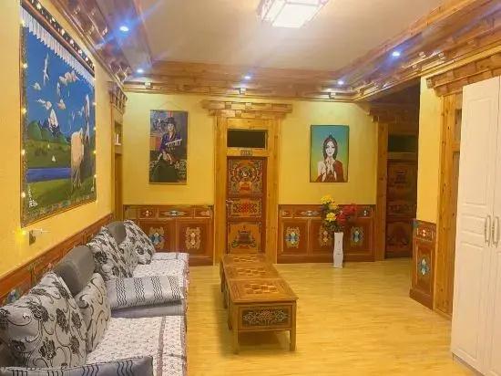 Zhuolonglinka Homestay