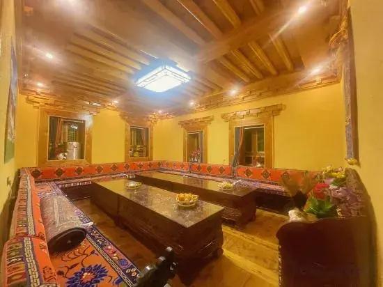 Zhuolonglinka Homestay