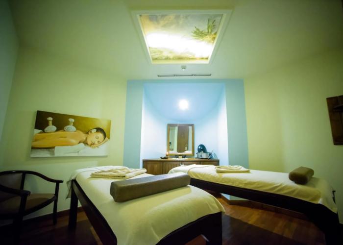 Carols Beau Rivage Hotel