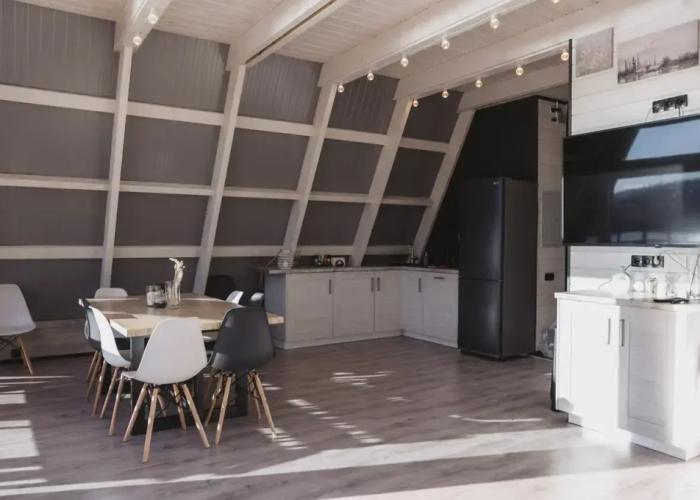 Semejno-Turisticheskij zagorodnyj klub Karamel'kino Kottedzh 4 Villa