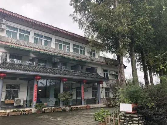 Qingmuchuan Yunshan Huzhu Hotel