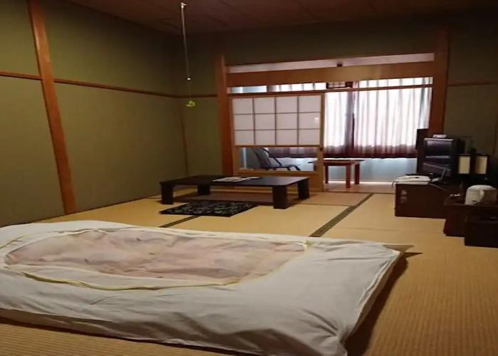 Business Hotel Kawakami Kumano