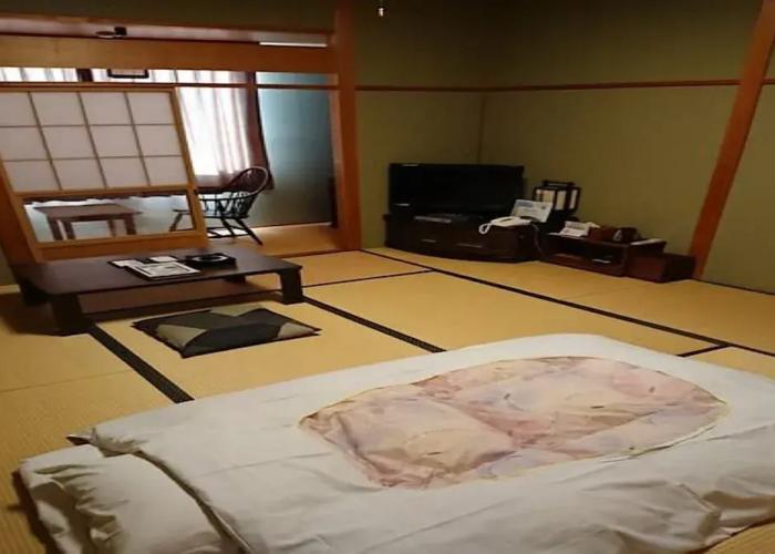Business Hotel Kawakami Kumano