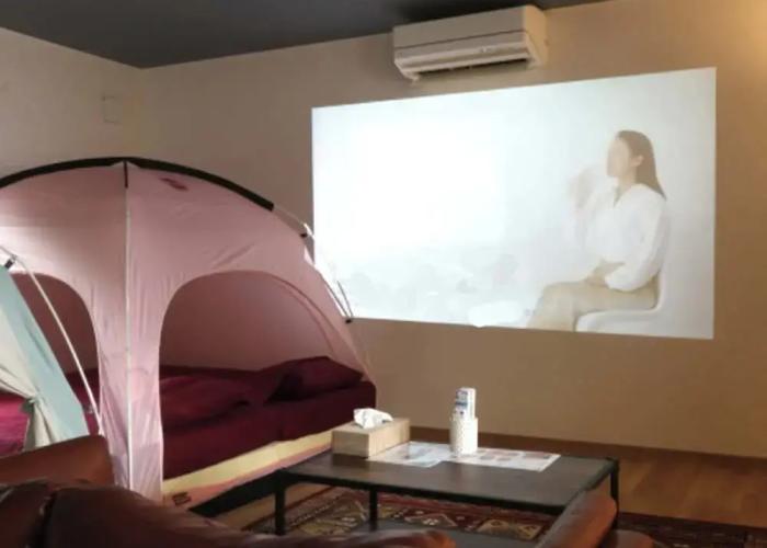 Sloth Glamping