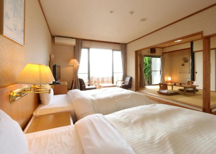 Tsushima Grand Hotel