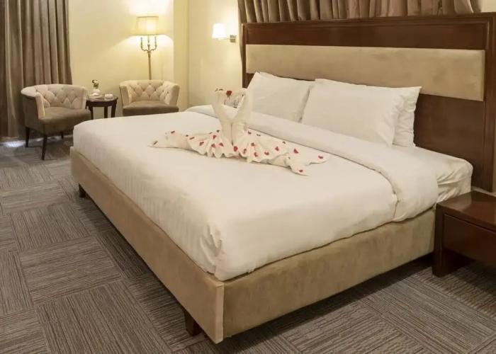Hotel One Naran