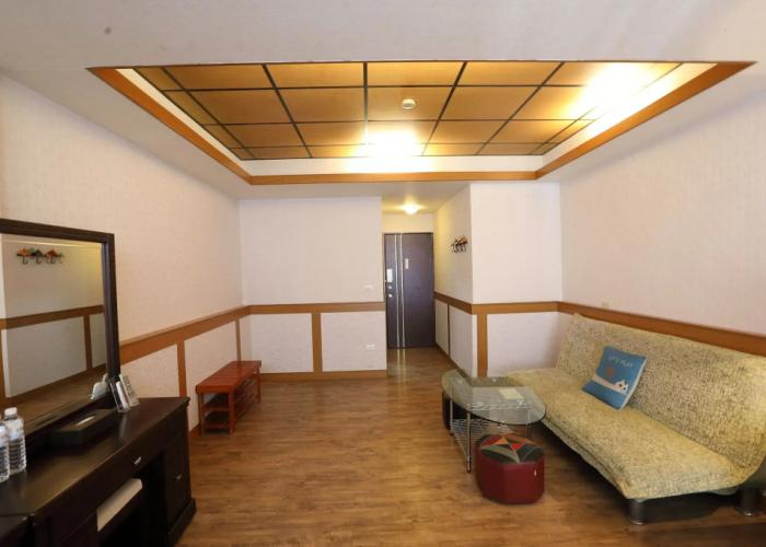First Place B&B - Hualien Railway Station
