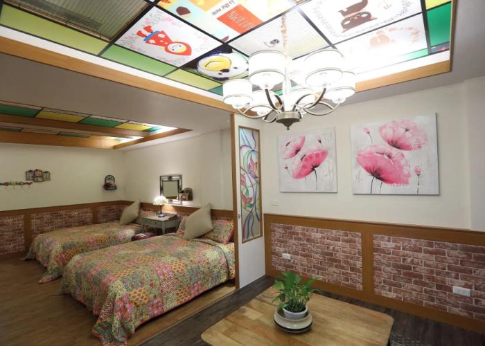 First Place B&B - Hualien Railway Station