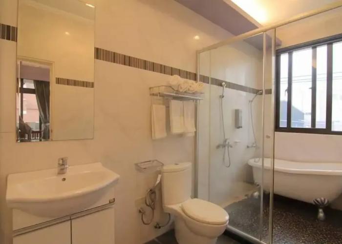 Farola Homestay