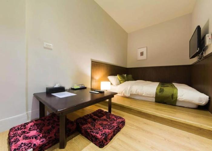 LITHO Hostel