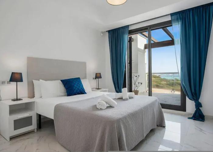 Sea View Apartment in Casares del Mar - Ref M50