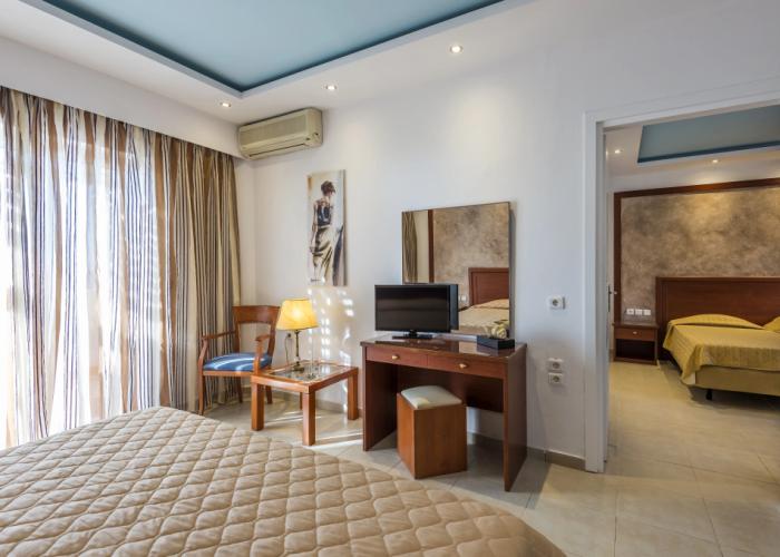 Gaia Royal Hotel