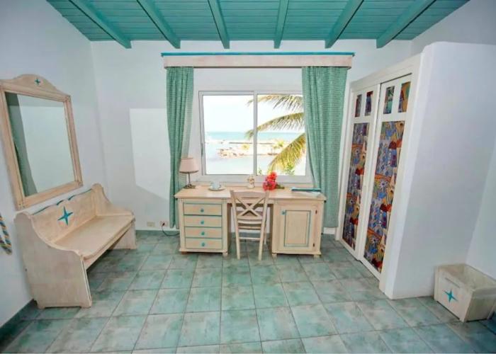 Northshore Seaside Suites