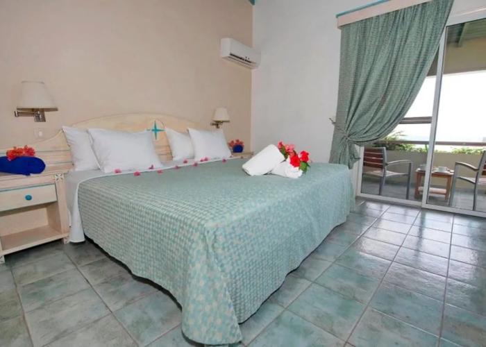 Northshore Seaside Suites