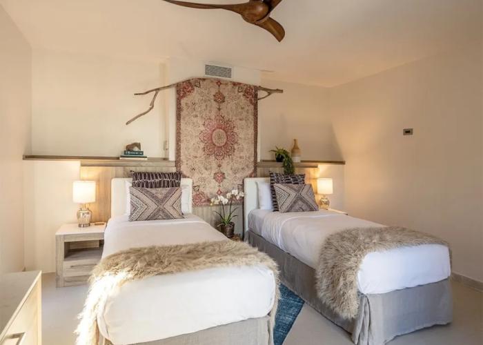 Hodges Bay Resort & Spa, an HQ Luxury Resort & Residences
