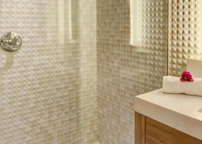 Hodges Bay Resort & Spa, an HQ Luxury Resort & Residences