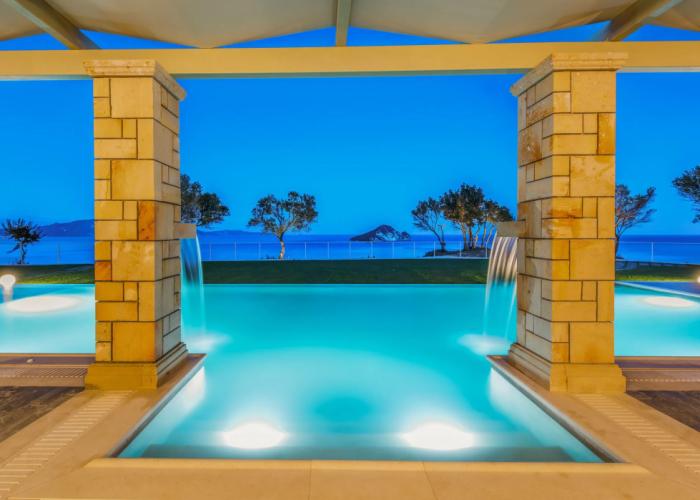 Artina Luxury Villa