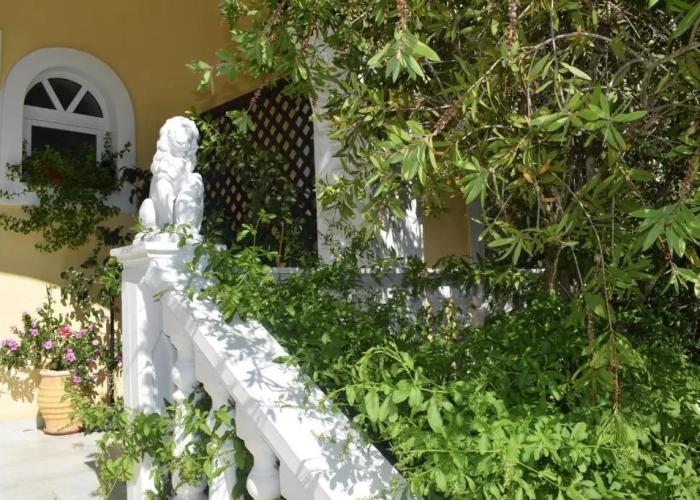 Villa Dionysios