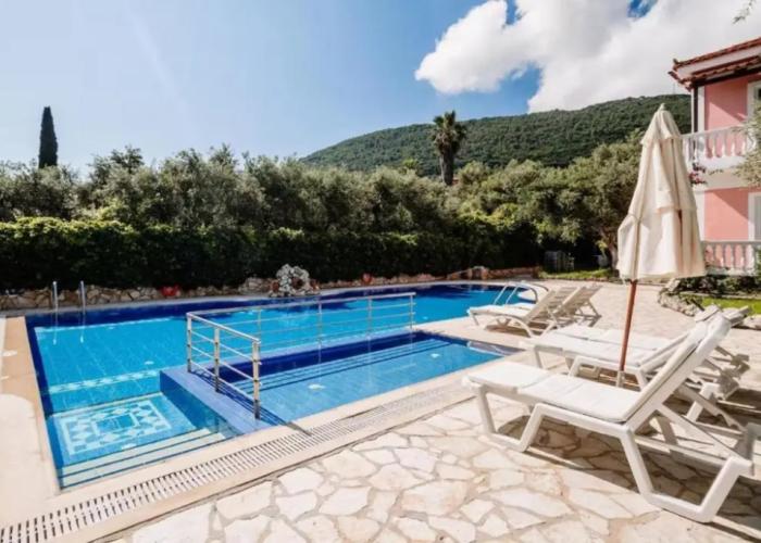 Kyprianos Aparthotel