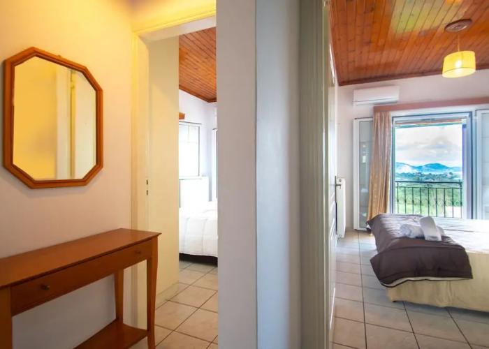 Family Private Homes with Sea View