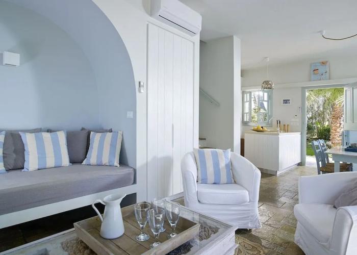 Paradisso Beach Villas