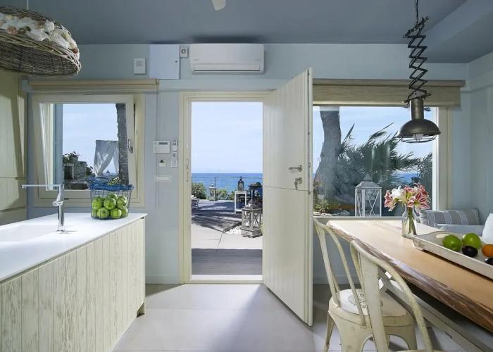 Paradisso Beach Villas