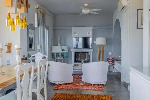 Paradisso Luxury Beach Villas
