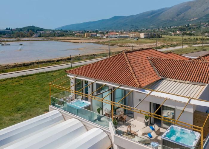 Aphrodite Studios & Apartments