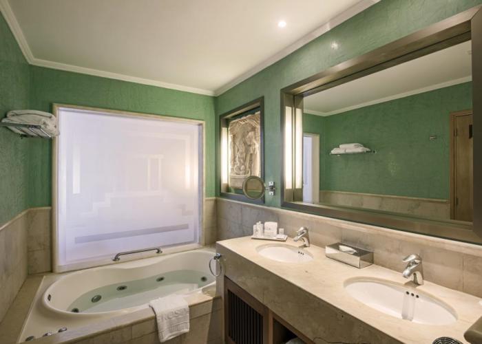 Iberostar Selection Paraíso Maya Suites - All Inclusive